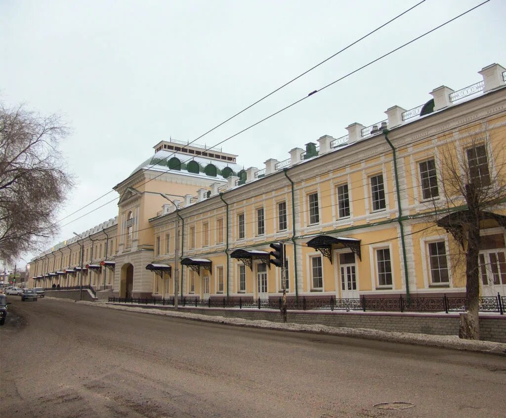 Гостиный двор оренбург советская. Старый гостиный двор оренбург. Оренбург гостиный двор город. Оренбург 19 век николаевская улица. Улица кирова оренбург гостиный двор.