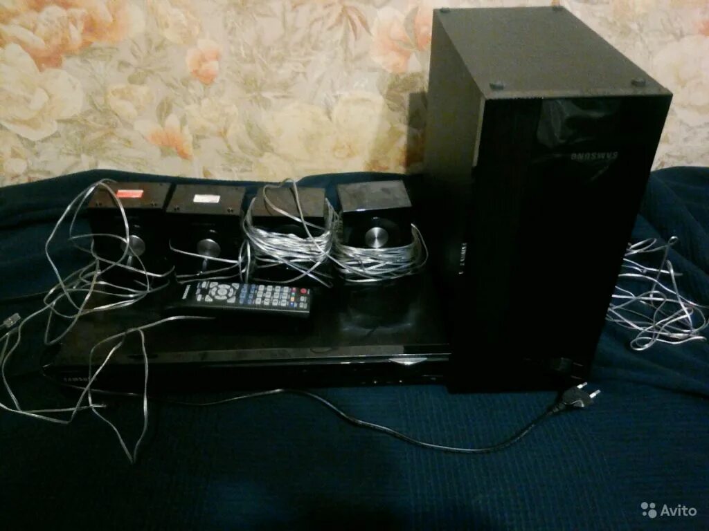 Samsung ht c350 телевизор. Домашний кинотеатр самсунг. Samsung ht-j5550k. Самсунг ht-c350 пульт. Ht c350.