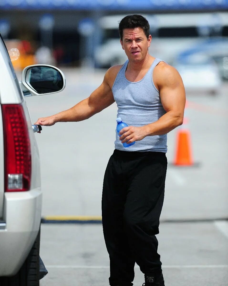 Роли марка уолберга. Роли марка уолберга. Роли марка уолберга. Mark wahlberg. Роли марка уолберга.