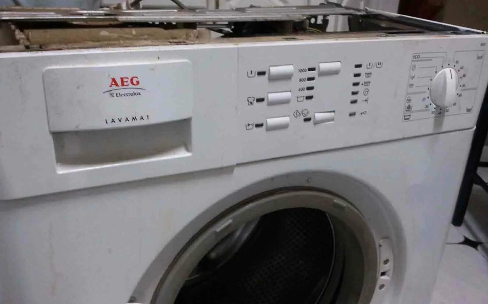 Е20 ошибка в стиральной aeg. Стиральная машина aeg electrolux lavamat. aeg стиральная 2005 год машина. стиральная машина aeg 1988. стиральная машина aeg lavamat поломки.