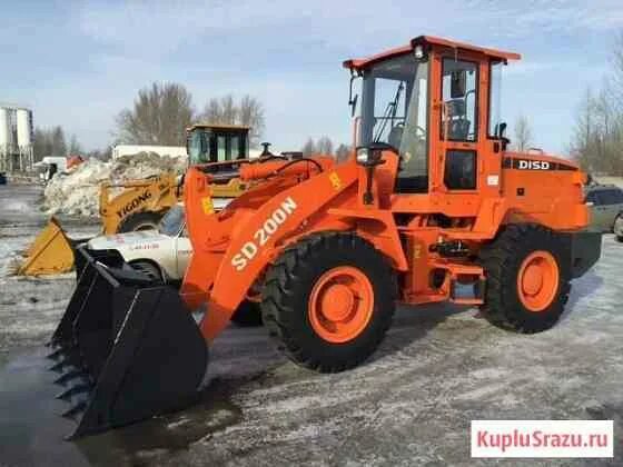 Фронтальный погрузчик омск. Doosan sd200n. фронтальный погрузчик doosan sd200. фронтальный погрузчик doosan disd sd200. утеплитель капота на фронтальный погрузчик doosan sd 200.