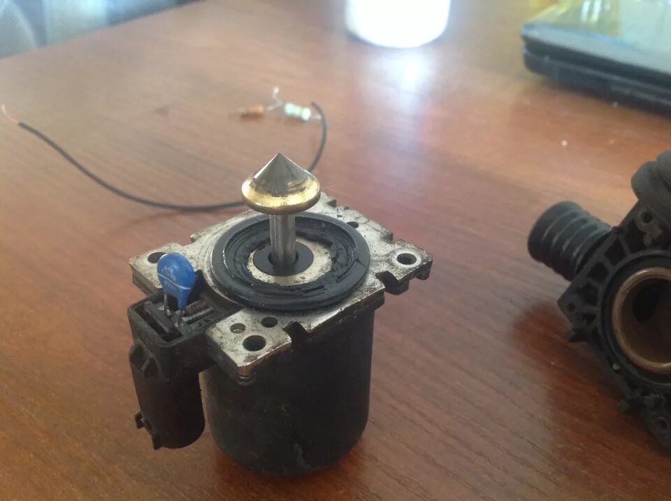 Воздуховод печки бмв х5 е53. Печка е46 трубки. Печка дует холодом bmw x3 e83 дизель. Торпеда bmw e53. Тойота спринтер 1993 фильтр печки.