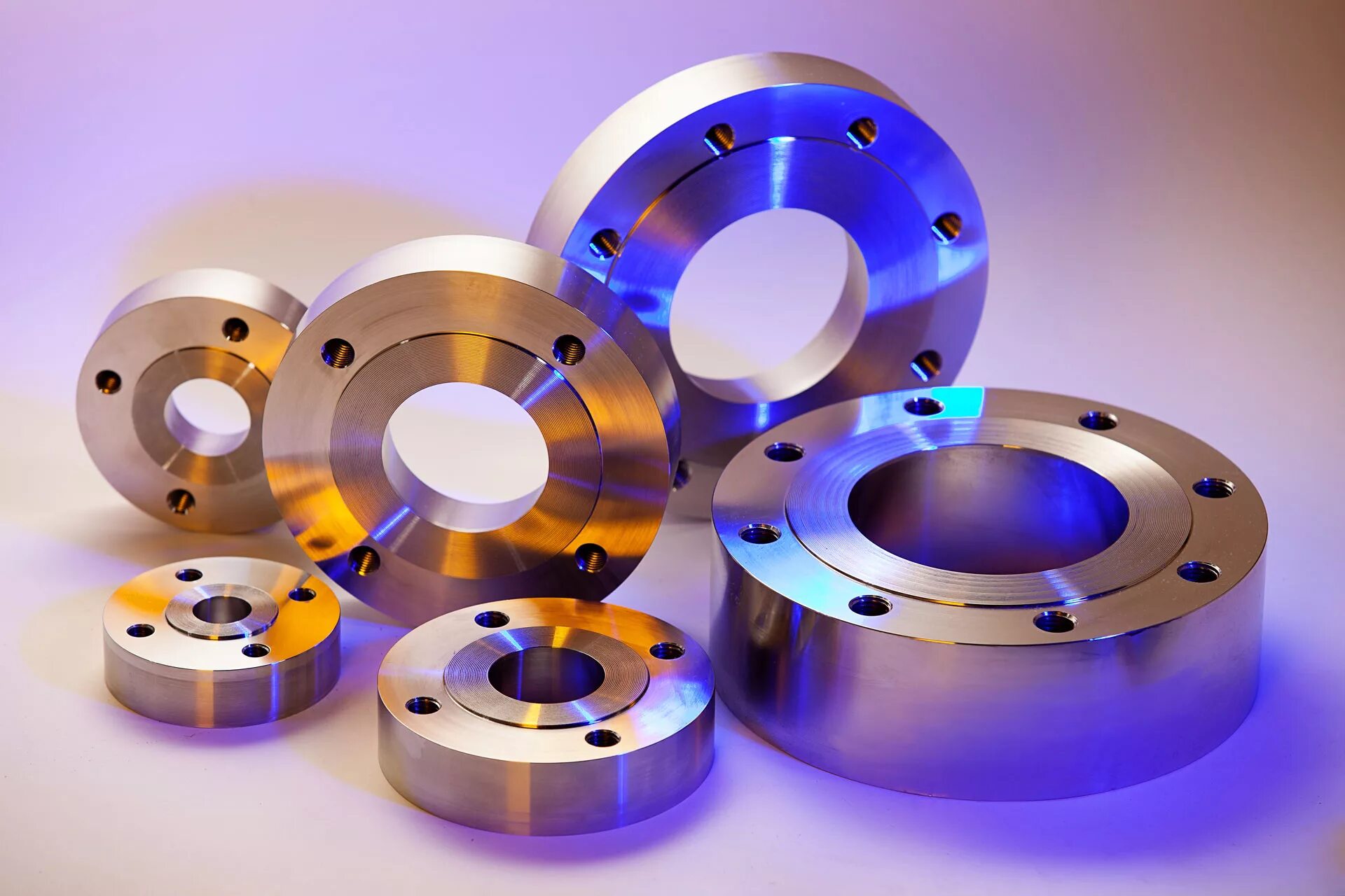 Легированная сталь что это такое. Copper Nickel Flanges. Stainless Steel Flanges. Inconel 800ht трубы. Детали из легированной стали.