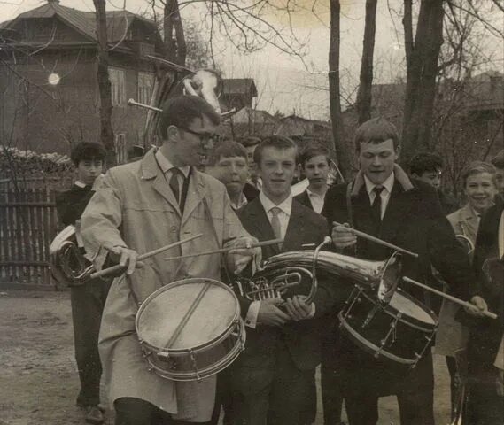 тайны звезд. дневник леонтьевых. дневник леонтьевых. дневник леонтьевых. карикатуры на леонтьева.