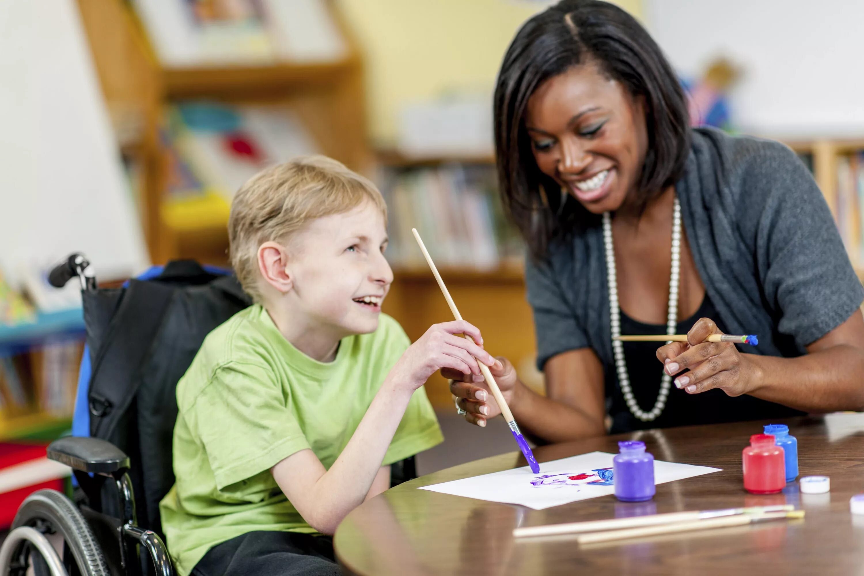 Teacher services. Дети в американской школе. Инклюзивное образование в Америке. Дошкольники в США. Дети с ОВЗ.