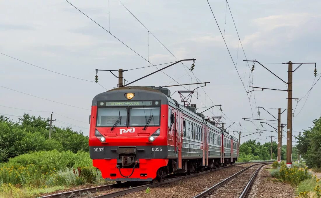 Ростов на дону таганрог электричка. Ростов западный таганрог электричка. Электричка западный таганрог. Эр9п к 239. Электричка хапры ростов-на-дону.