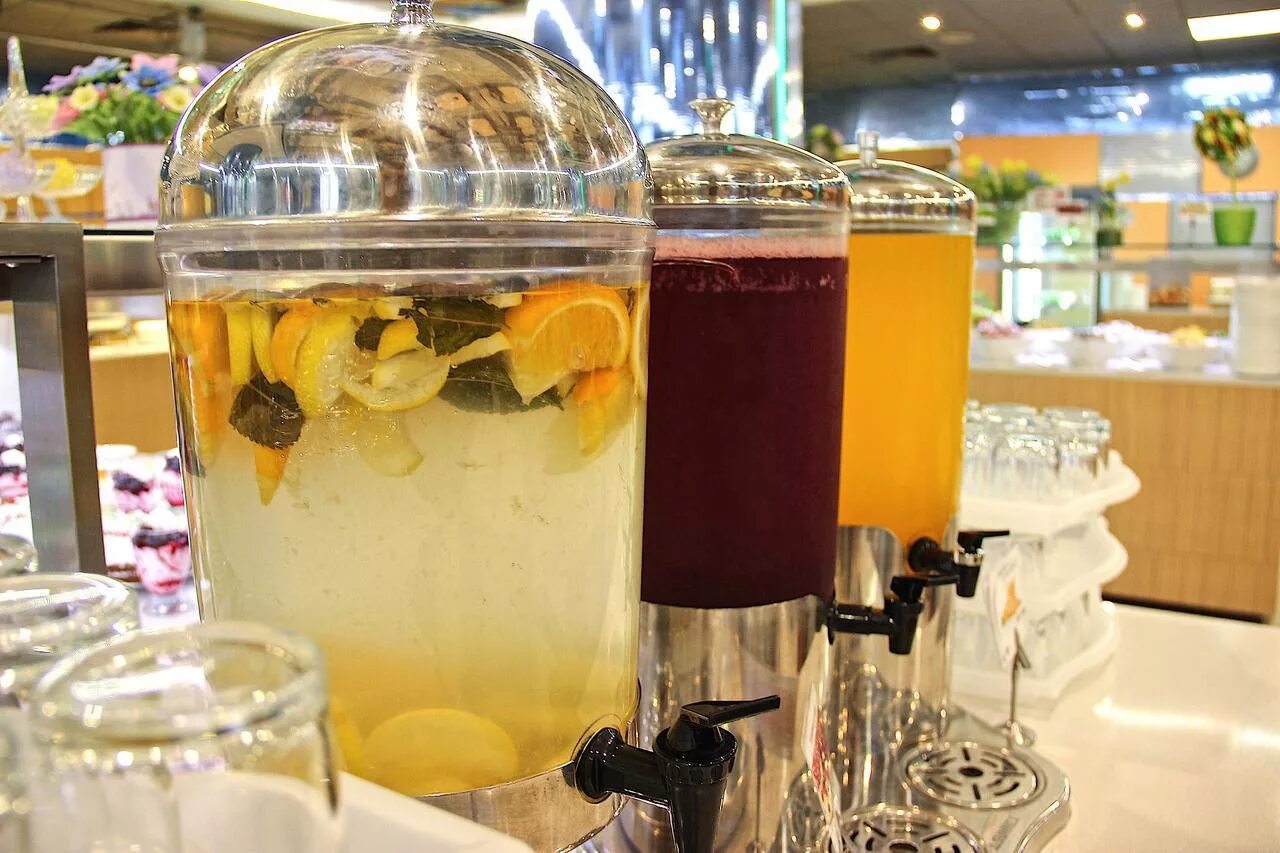 Измайлово бета шведский стол. Измайлово бета шведский стол