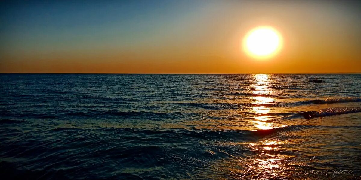 казантип море солнце. казантип море солнце. мыс казантип рассвет. каспийское море восход. движение к солнцу казантип.