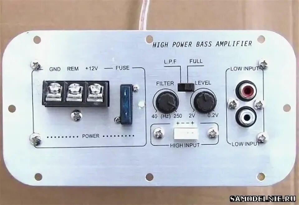 Врезной усилитель для сабвуфера 12 вольт. Alphard усилитель встраиваемый. Super Bass Amplifier усилитель для активного сабвуфера. Lang tr-m668 усилитель. Усилитель звука басов