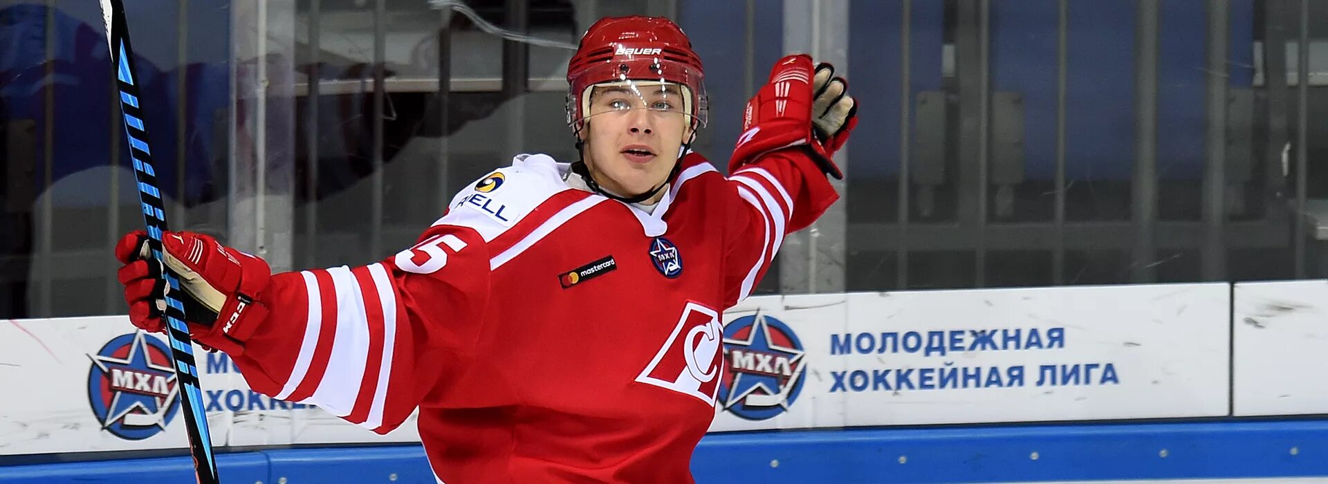 Илья талалуев хоккеист. Хоккей фото. Талалуев хоккеист химик. Спартак илья крюков хоккей. Илья талалуев.