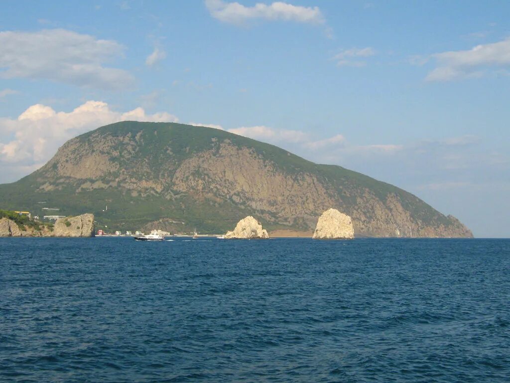 гора медведь в крыму. медведь гора в крыму сканворд. гора аю-даг. медведь гора в крыму сканворд. аю-даг медведь-гора.