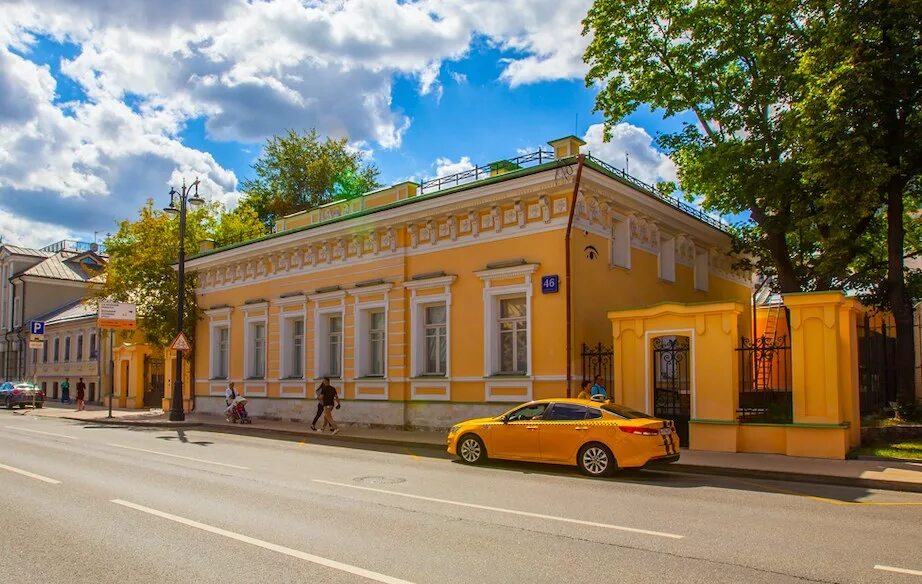 Чайная нитка на большой ордынке. Городская усадьба арсеньевых большая ордынка. Ермаковская богадельня на мясницкой. Лепнина в интерьере. Нитка большая ордынка.