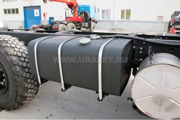 Топливный бак камаз 43118. Камаз 43118 вакуум. Топливный бак камаз 43118. Топливные баки камаз 4310. Топливный бак камаз 65115.