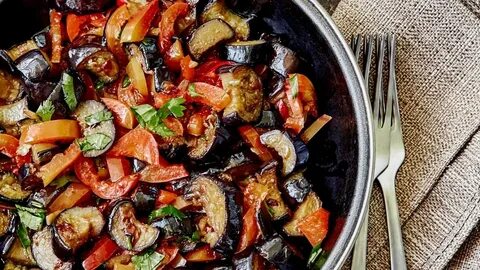 Обжаренные овощи с мясом