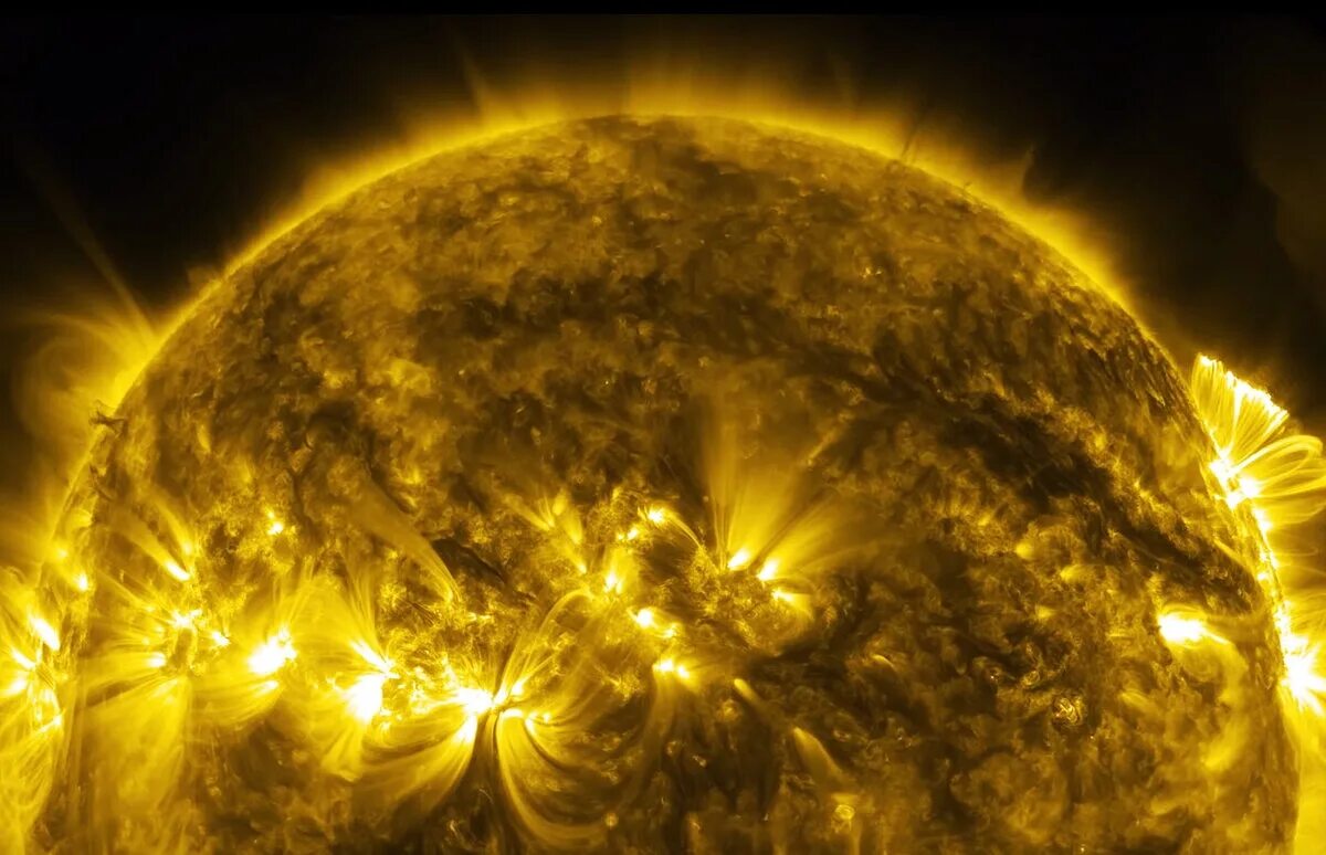 солнце 23 июля. солнце 23 июля. солнце 23 июля. цветные круги на солнце. флот нло у солнца.