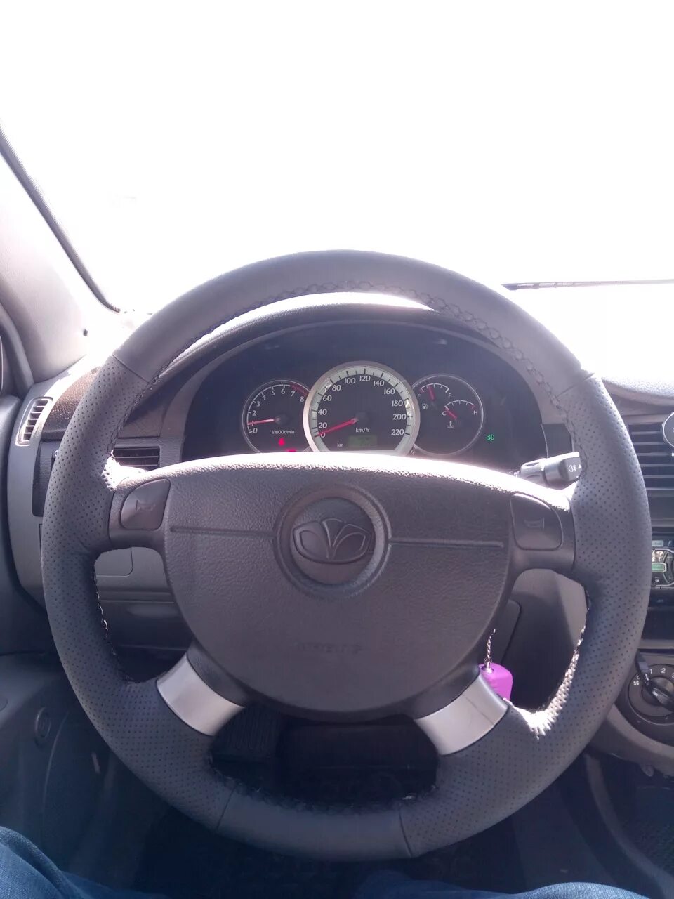 Оплетка руля daewoo gentra. Руль дэу джентра. Gentra руль малибу. Оплетка руля daewoo gentra. Руль дэу джентра.