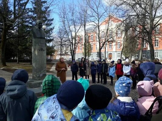 Лукова владимир викторович. 16 училище великие луки. Механико-технологический колледж великие луки. Великолукский механико-технологический колледж великие луки. 24 училище великие луки.