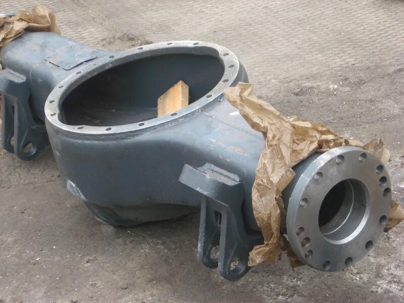 кожух моста. чулок среднего моста faw j6. корпус проходного редуктора скания rb662 3. Rs1356sv. корпус моста 50 шлиц).