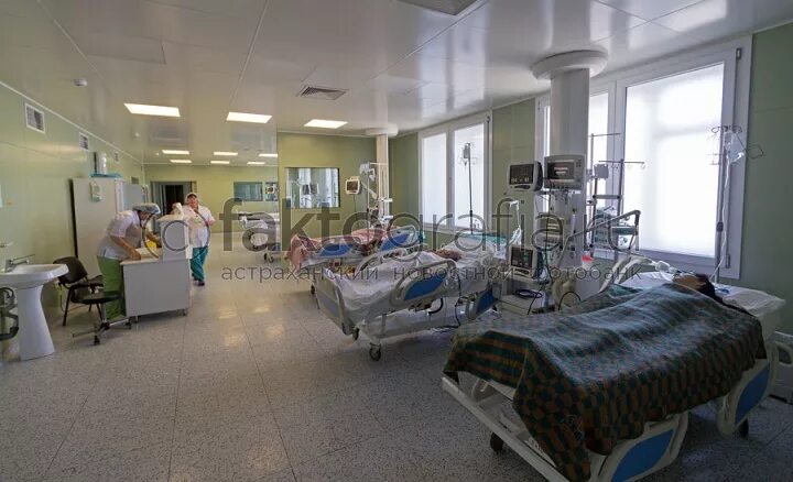 Александро-мариинская больница астрахань. Приемное отделение александровской больницы астрахань. Больница окпб астрахань. Хирургический корпус. Приемное отделение александровской больницы астрахань.