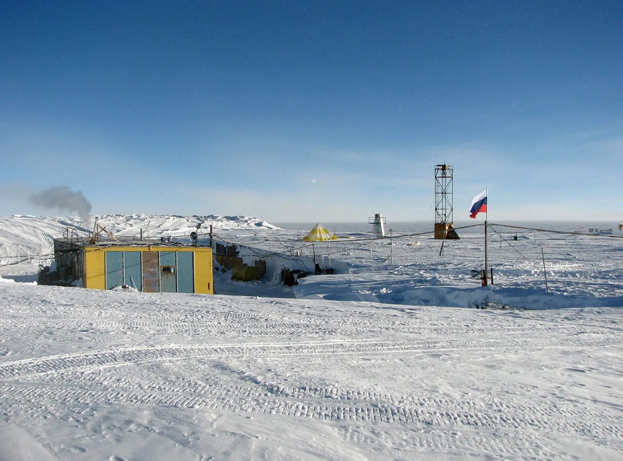 Холодный восток. Арктическая станция Восток. Восток (антарктическая станция). Полярная станция Восток в Антарктиде. Восток 2 Полярная станция.