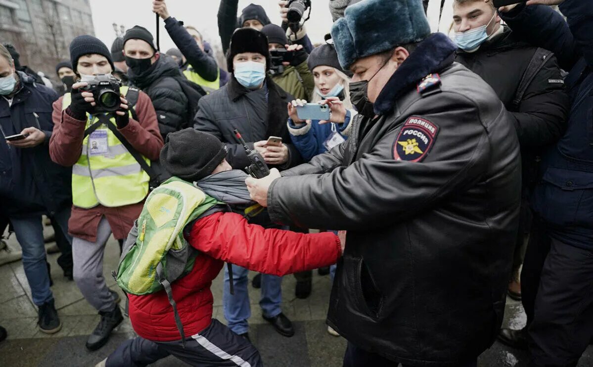 Митинги в связи смертью навального. Протесты в Москве. Несанкционированный митинг. Митинги в России. Протесты в России.