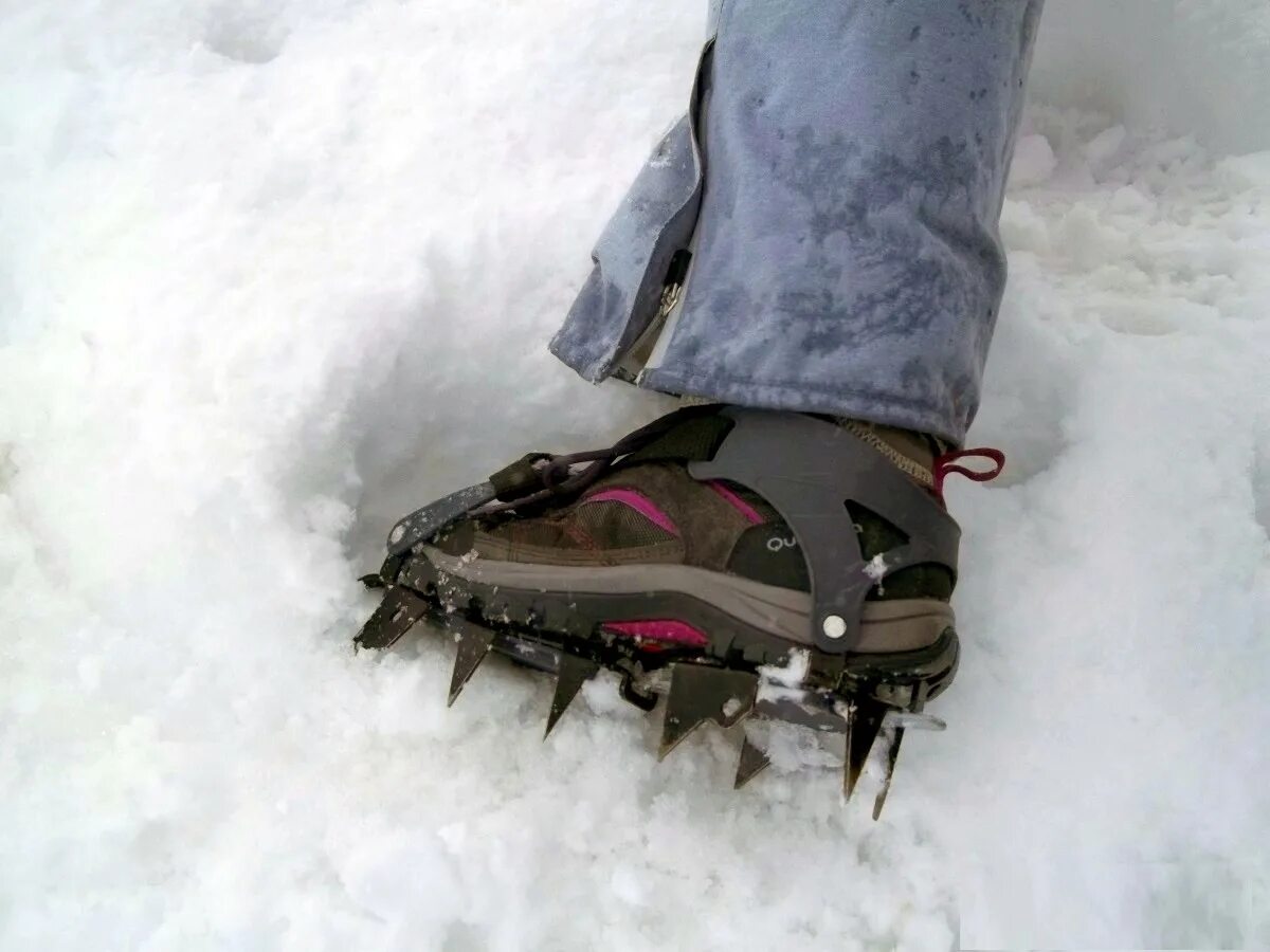 Приспособление для передвижения по снегу. Передвижение по снегу. Snow cruiser сани для снегохода. Вездеход мтт 136. Передвижение по снегу.