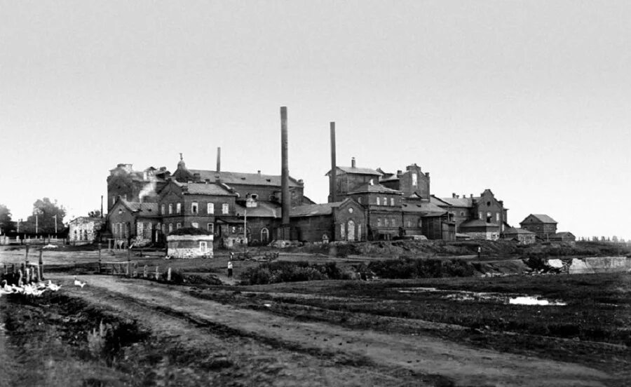 чугуноплавильный завод нижний тагил. заброшенный детройт завод дженерал. сша 1940 годы. сша 1940-х. старые промышленные районы.