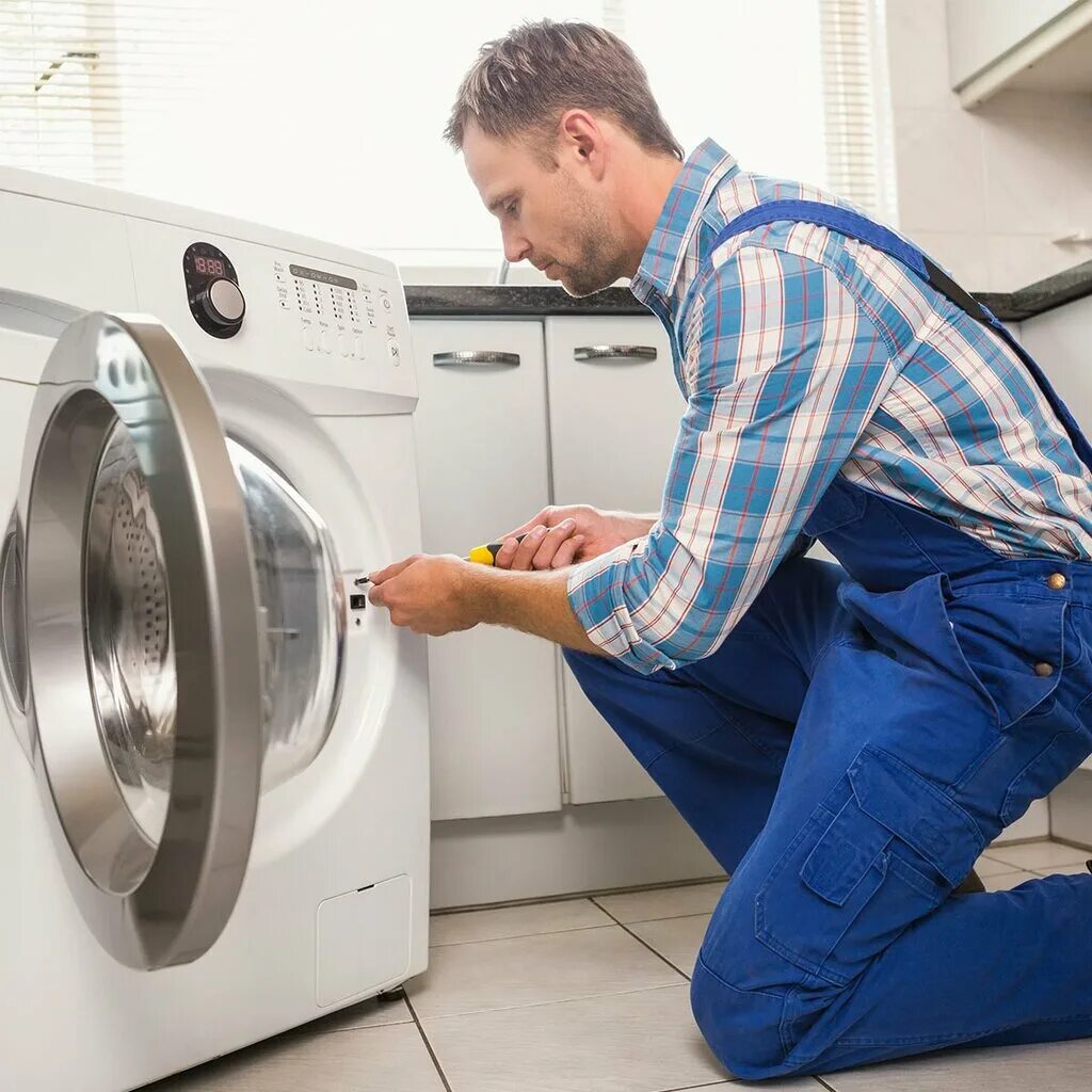 Фото мастера по ремонту стиральных машин. Сушилка haier машинка. Haier hw60-1282s. Ремонтник стиральных машин. Ремонт стиральных машин хаер.