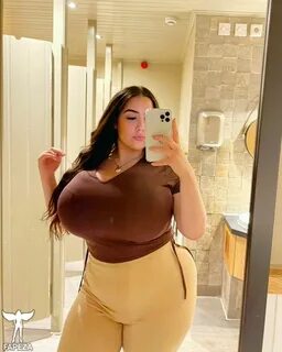 Busty Turkish / Pettiana Cypriotmami Nude Leaks OnlyFans Photo #1 - Fapeza.