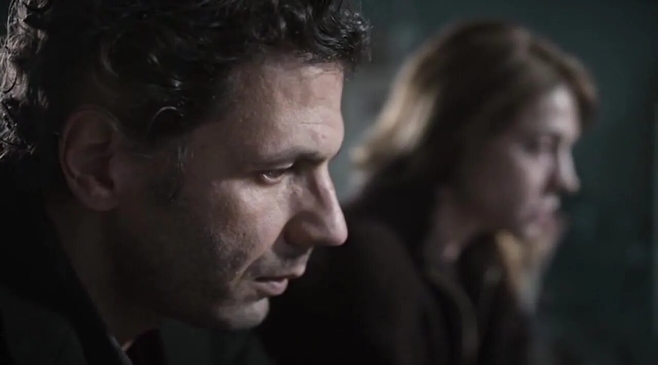 экстрасенсы(триллер, драма, детектив)2015. экстрасенс (2011 великобритания). лучшие триллеры 2015 2023. последнее путешествие 'деметра' фильм 2023 кадры. 21 bridges фильм 2019.