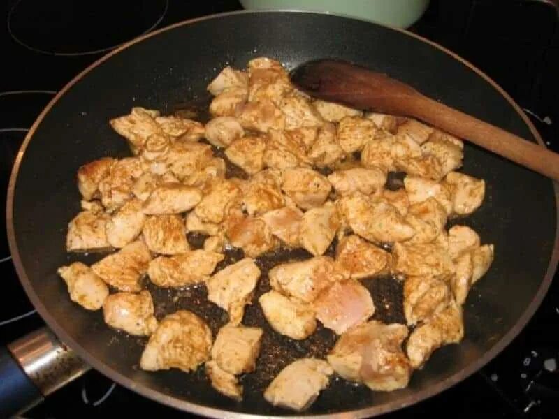 Как приготовить филе куриное на сковороде кусочками