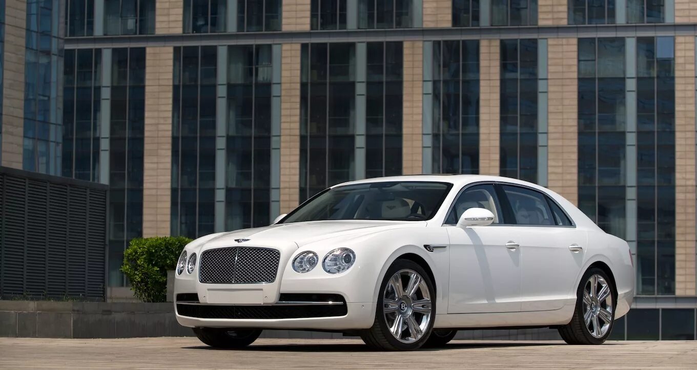 Седан Bentley Flying Spur. Bentley Continental Flying Spur. Bentley Flying Spur 2013. Бентли Continental Flying Spur.