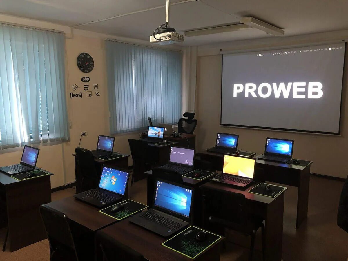 Разработка компьютерных игр. Курсов и т п на. Курсов и т п на. Ковалева т. Ученики на егэ.