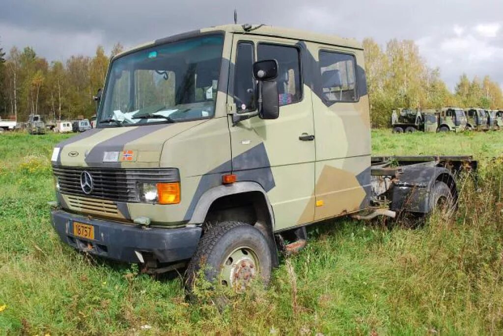 Mercedes Benz 814. Мерседес Бенц 814d. Mercedes 814 4wd. Vario 814 Mercedes-Benz 4x4. Мерседес 4х4 купить