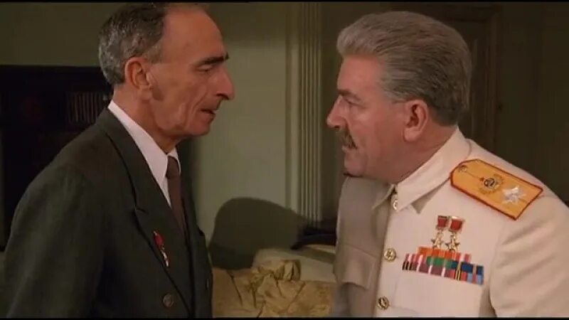 Бушков красный монарх. Сталин красный монарх. Красный монарх 1983. Дэвид суше красный монарх. Красный монарх 1983.