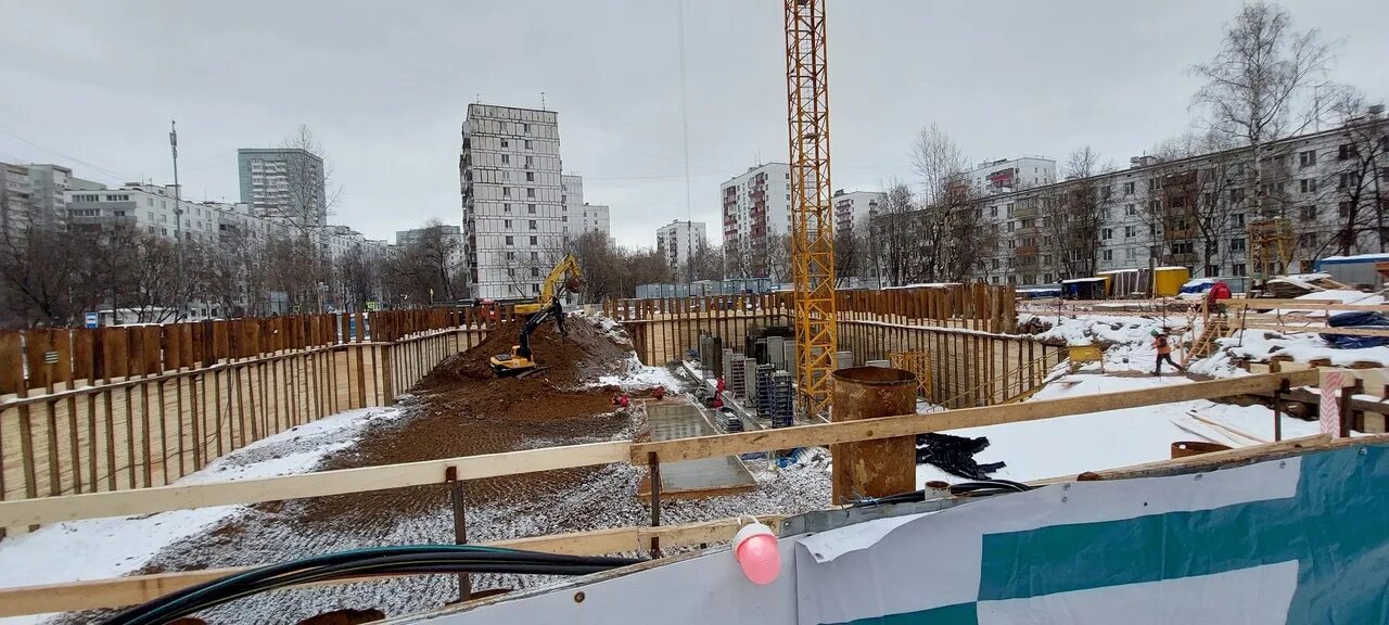 Снос пятиэтажек в кунцево. Снос пятиэтажек в москве. План сноса пятиэтажек в москве по реновации график. Снос пятиэтажек районы. Снос пятиэтажек.