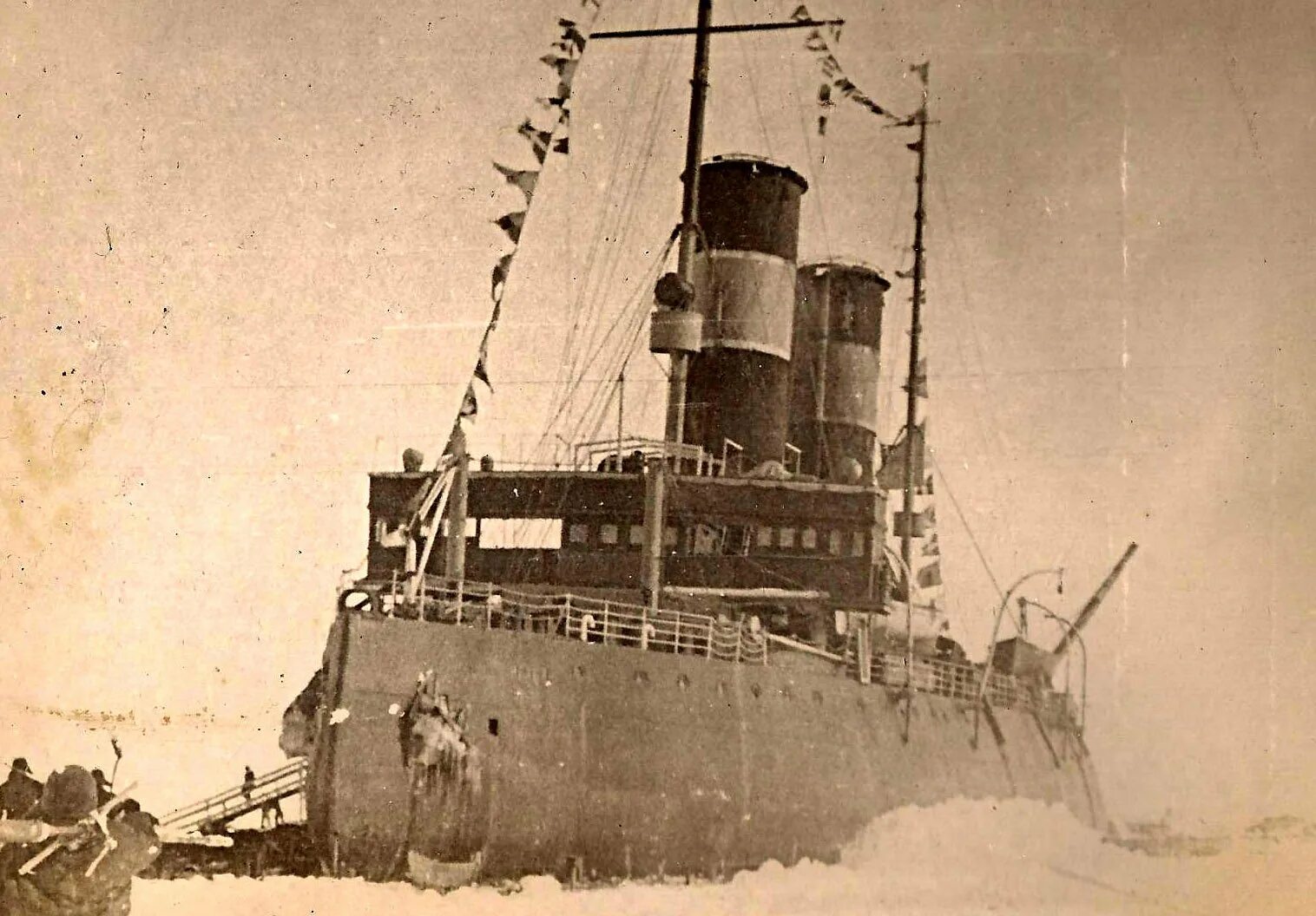 История красина. Ледокол красин музей. Красин ледокол 1916. Ледокол красин питер. История красина.