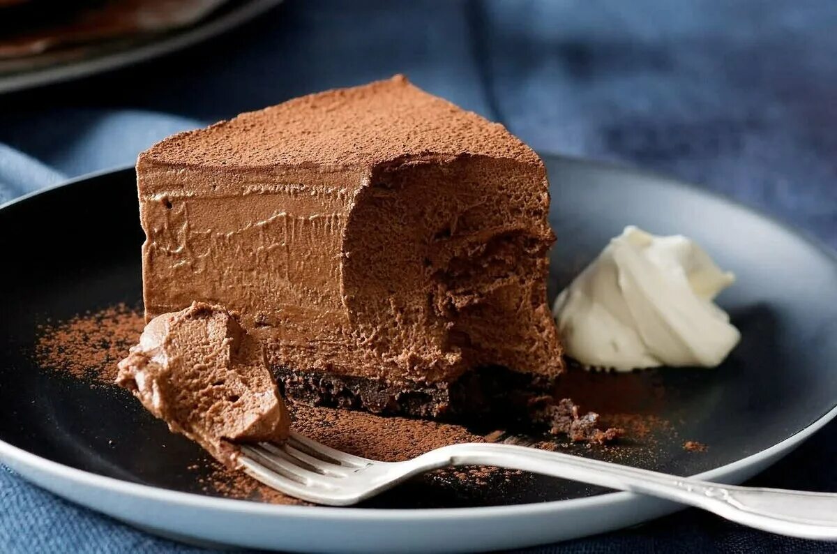 Шоко торт. Мусс кейк. Шоколадный десерт. Шоколадный мусс. Шоколадный мусс для торта.