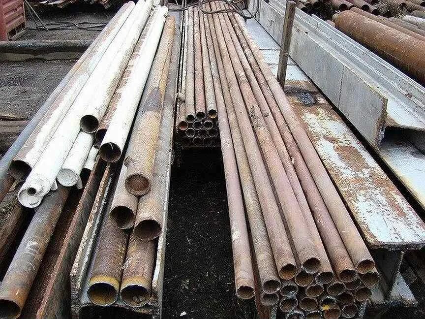 Балка для трубопровода. Балка деревянная двухтавровая 320-90 мм. Швеллер гнутый 150х50х3. Уголок швеллер двутавр труба. Швеллер двутавр трубы.