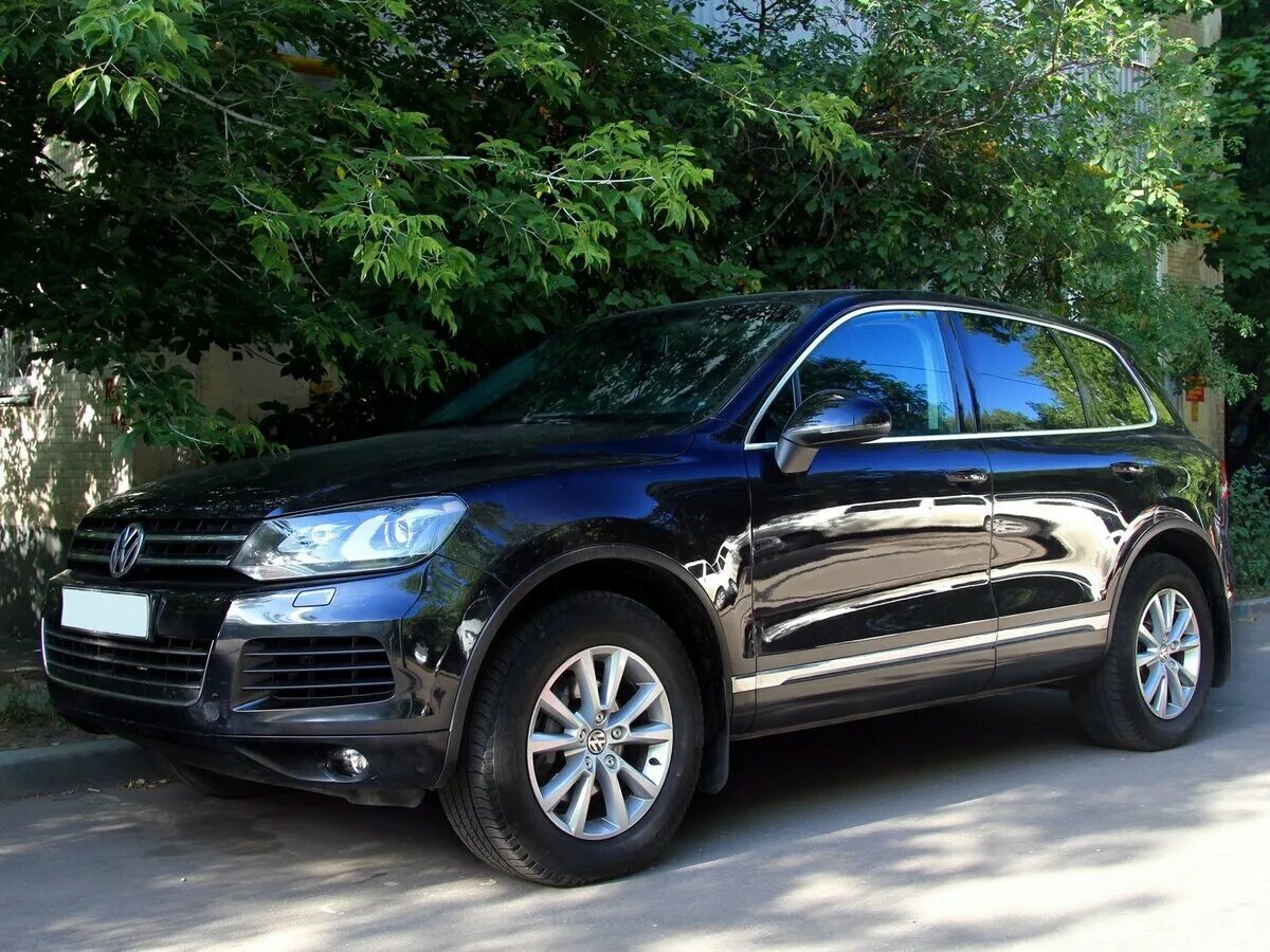 Купить туарег 2012. Джип Фольксваген Туарег. Фольксваген Туарег 2012. Volkswagen Touareg 2012 Black. VW Touareg 2014 чёрный.