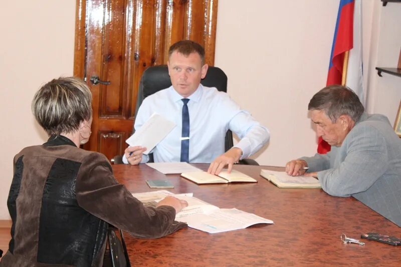 Сайт златоустовского городского суда челябинской. Балыков администрация Златоуст.