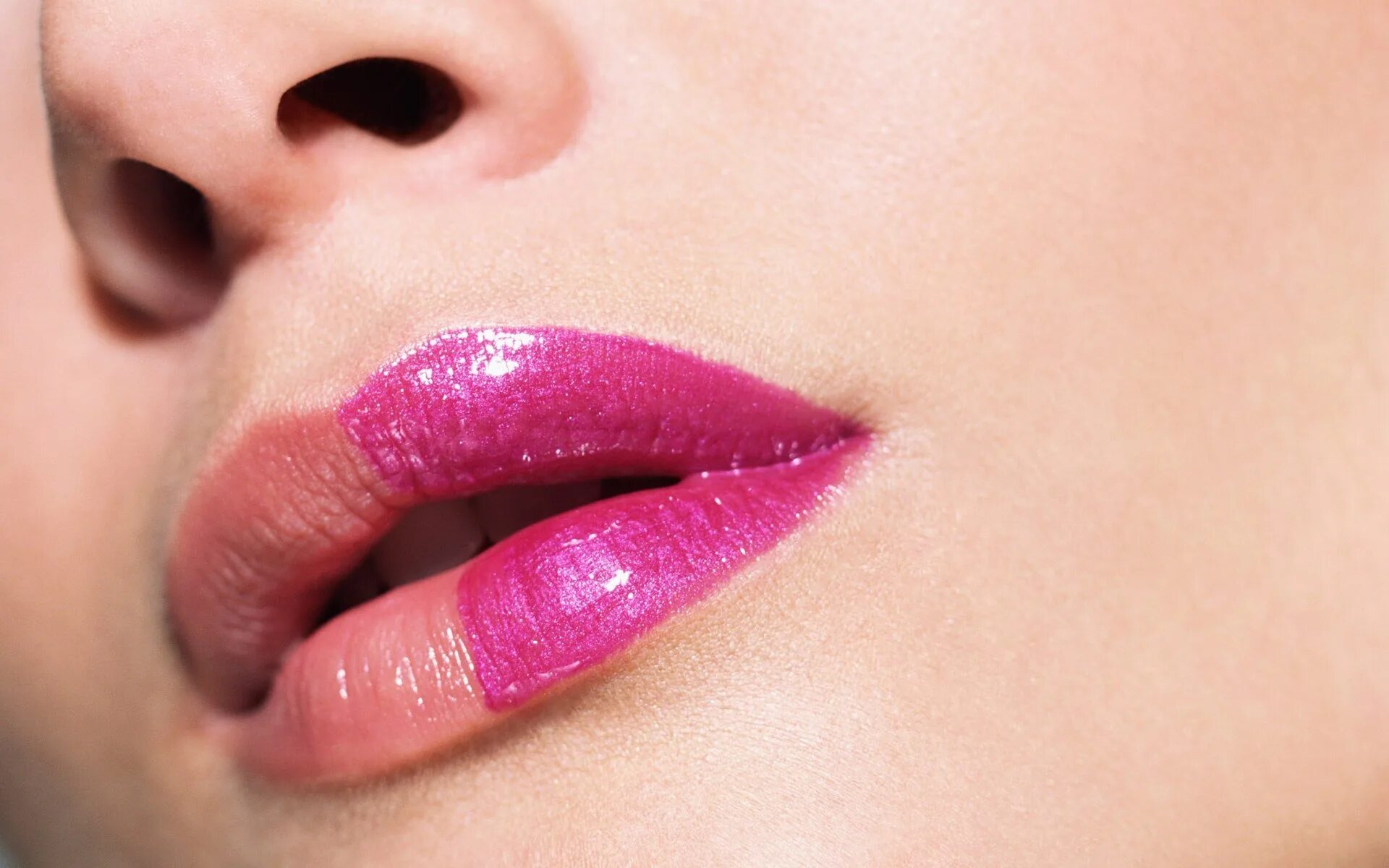 Губы человека. Губы номер 4. Губы без помады красивые. Губы номер 4. Сомкнутые губы.