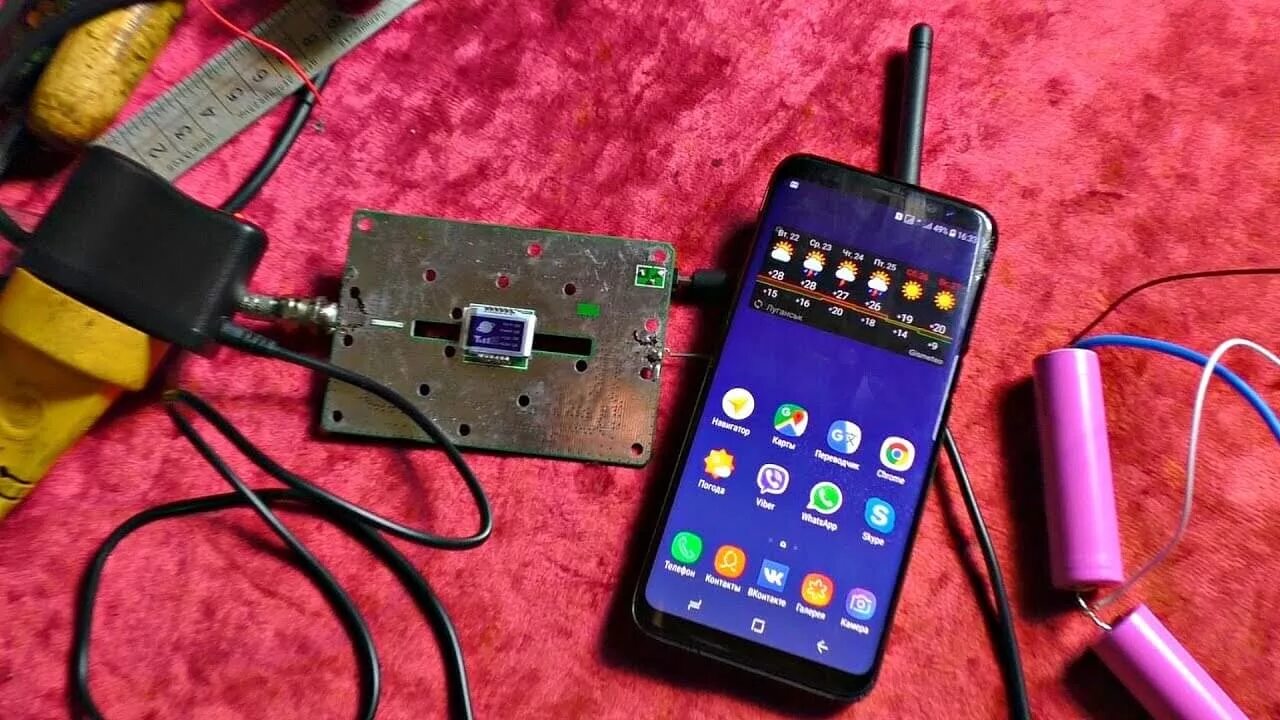 Усилитель сигнала GSM для 3g модема. Усилитель связи 4g. Усилитель 4g для смартфона. Усилитель репитер сотовой связи для телефона 4g.