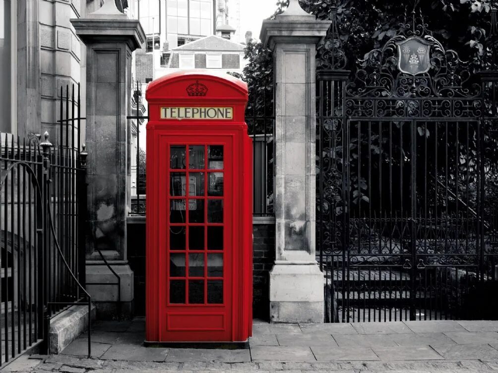 Телефонная будка Лондон. Красная будка в Лондоне. Телефонная будка Англия. Британия телефон