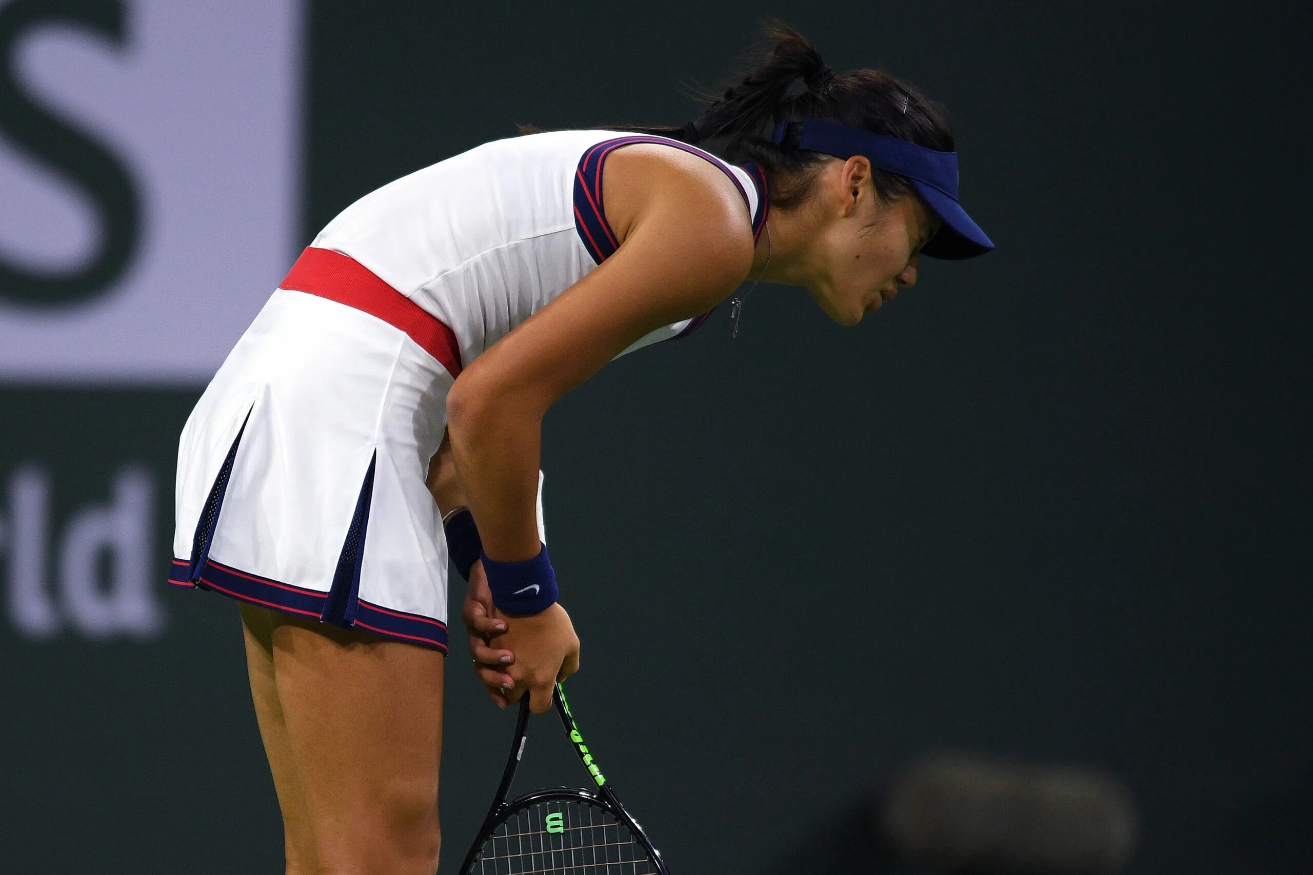 Теннис сегодня индиан женщины. Радукану теннис. Indian wells Tennis. Indian wells Tennis Garden. Raducanu indian wells.