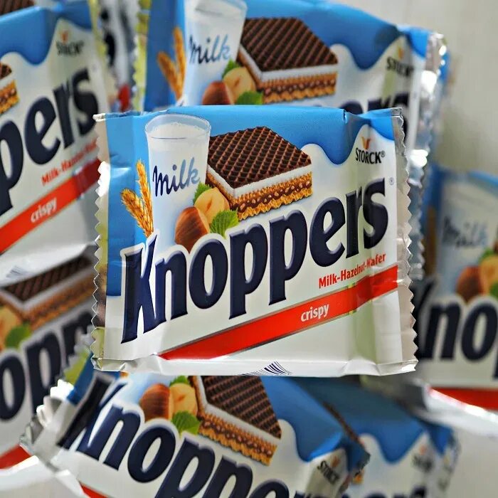 Storck knoppers. Knoppers 25gr. Knoppers вафли. Вафли Германия knoppers.