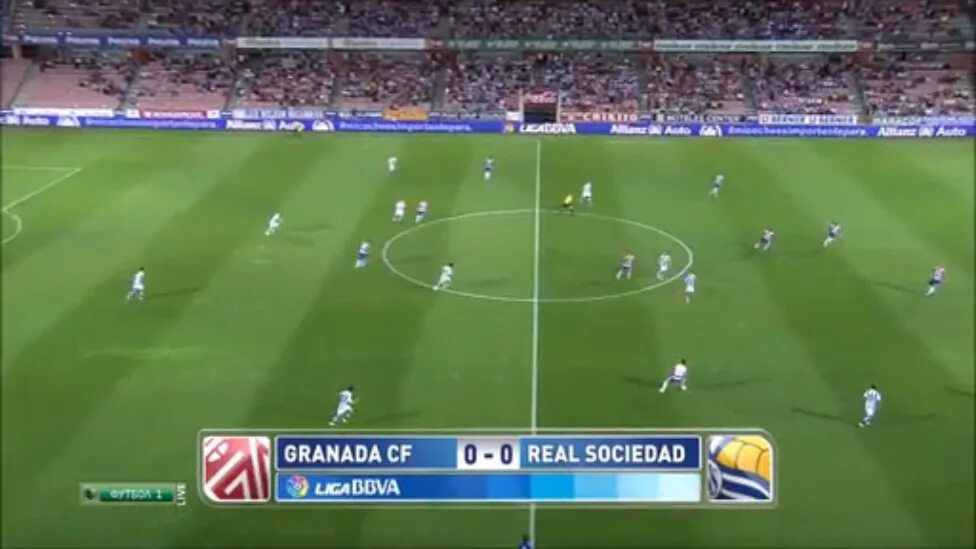 Гранада реал сосьедад матч. Реал сосьедад 2021 форма. Реал сосьедад обои на телефон. Чемпионат испании. Футбольный матч.