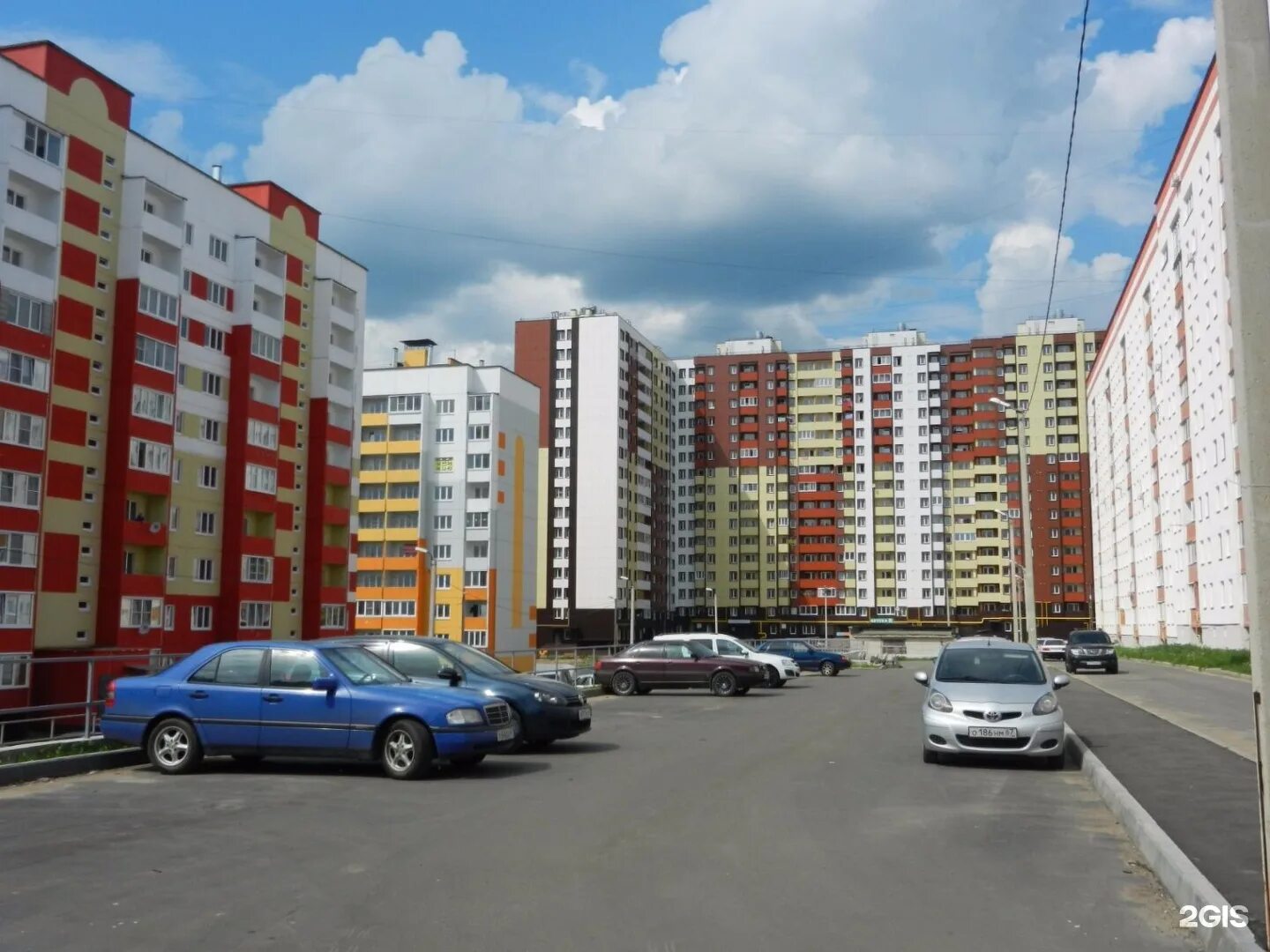 Купить 2-комнатную квартиру, 61 м² по адресу Смоленск, микрорайон Королёвка, 19,