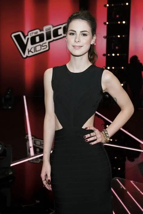 The voice kids france 2023. Лена Майер-Ландрут голос. Лена Майер голос. Голос Германия Лена Майер. Лена Майер Voice Kids.
