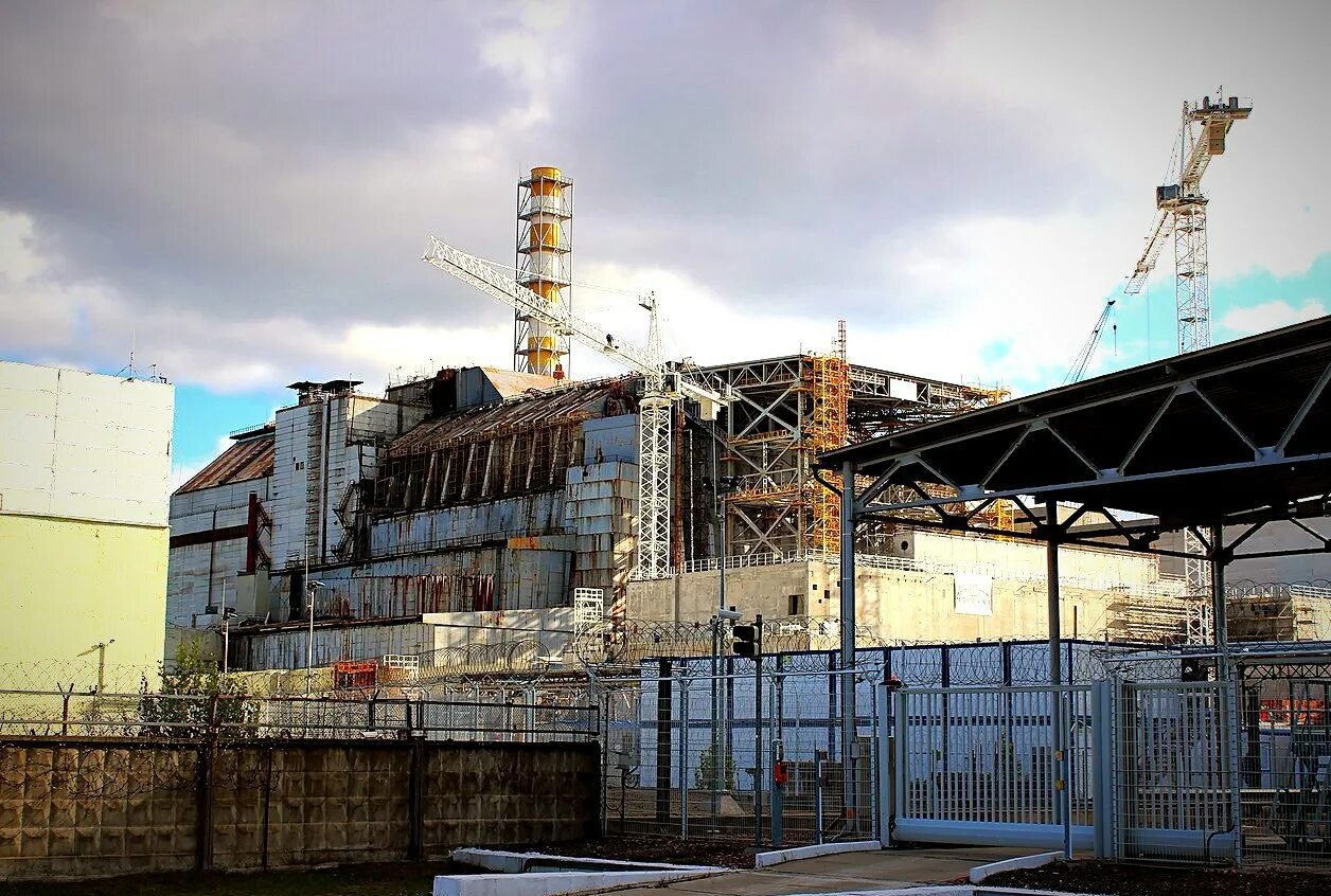 Энергоблок чернобыльской аэс. Атомная электростанция чернобыль 4 энергоблок. Чернобыль чаэс 4 энергоблок. Энергоблок чернобыльской аэс. Энергоблок чернобыльской аэс.